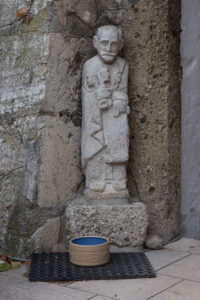 Click to enlarge: Petri Dish [f/6.3, 1/30 sec, 30mm-e, ISO 400, Sony A700]