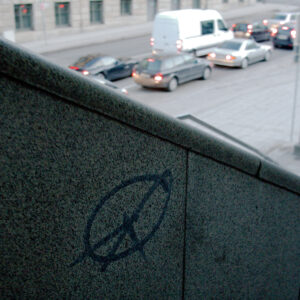 Click to enlarge: A Peace Piece [f/3.5, 1/60 sec, 40mm-e, ISO 800, DMC-G3]