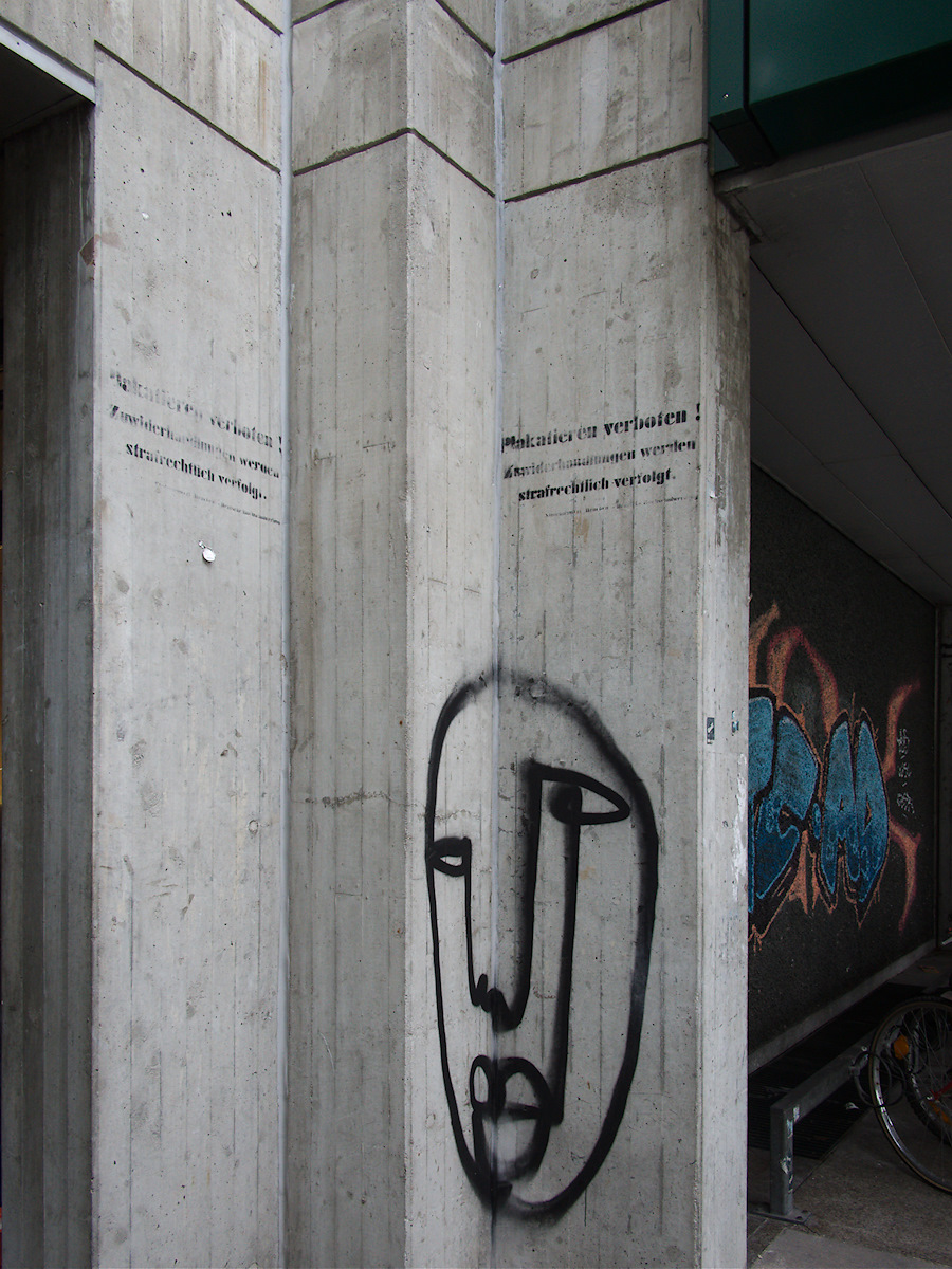 Cornered Face