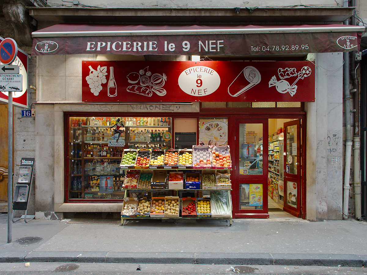 Le 9 NEF