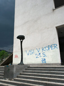 Sculpture And Tags