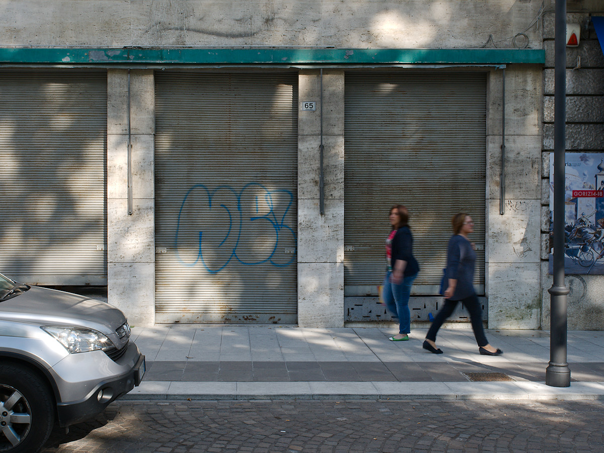 Street Encounter