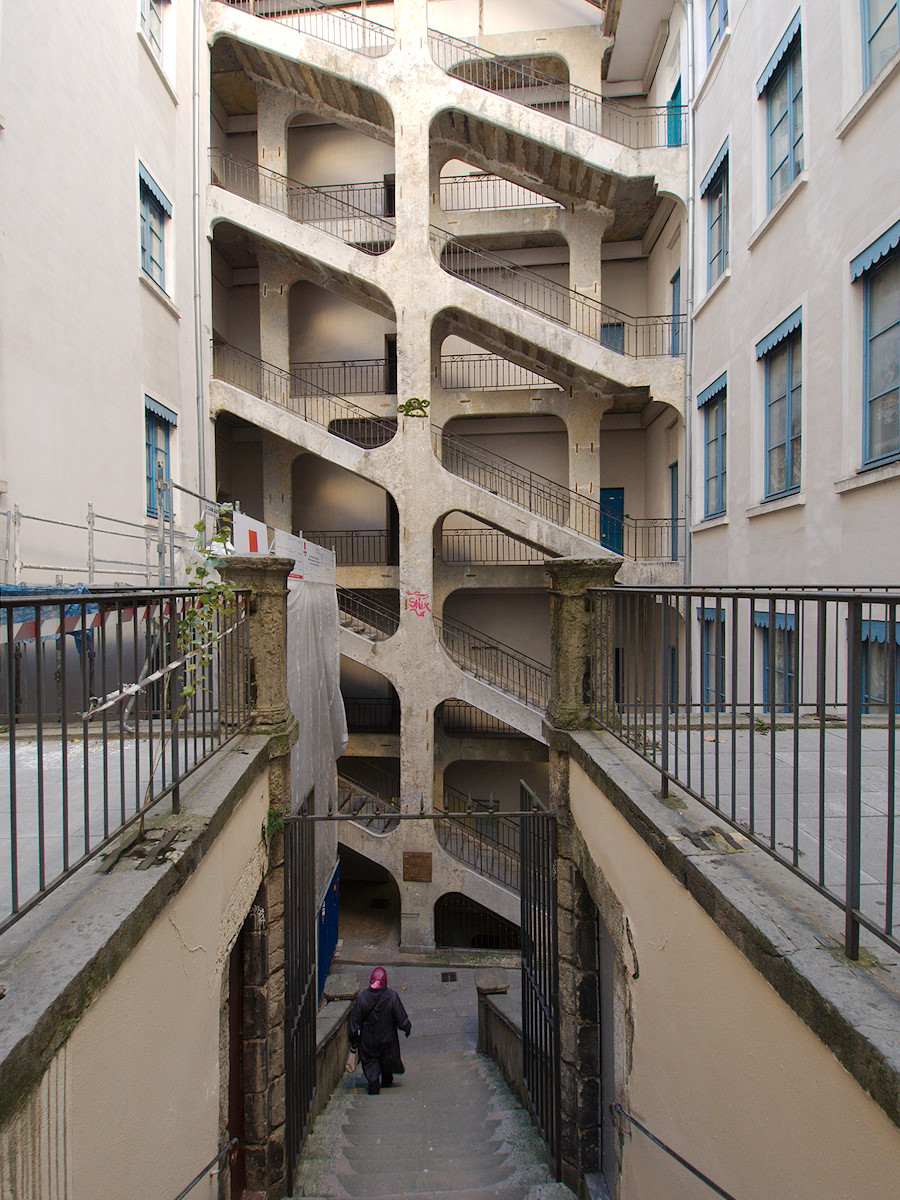 Cours de Voraces