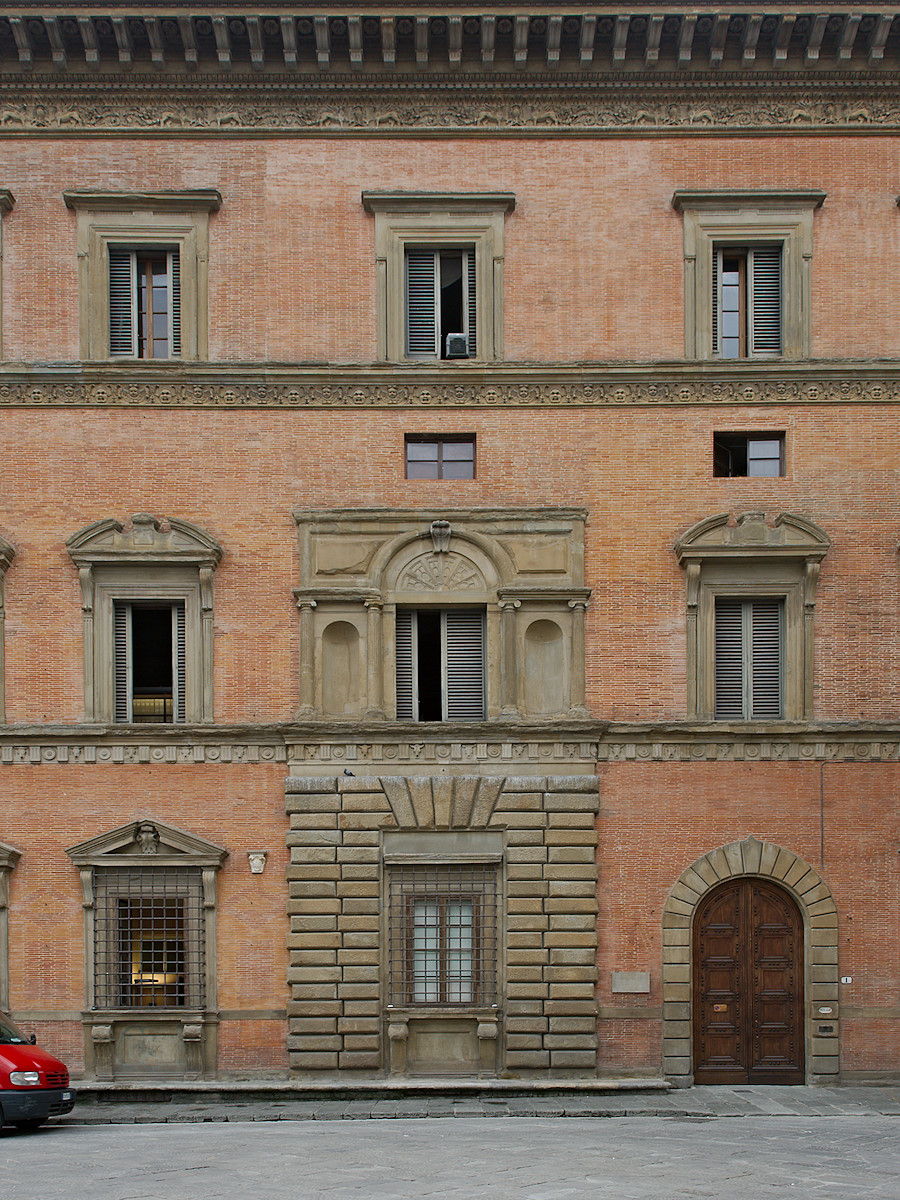 Facade / unSymmetry