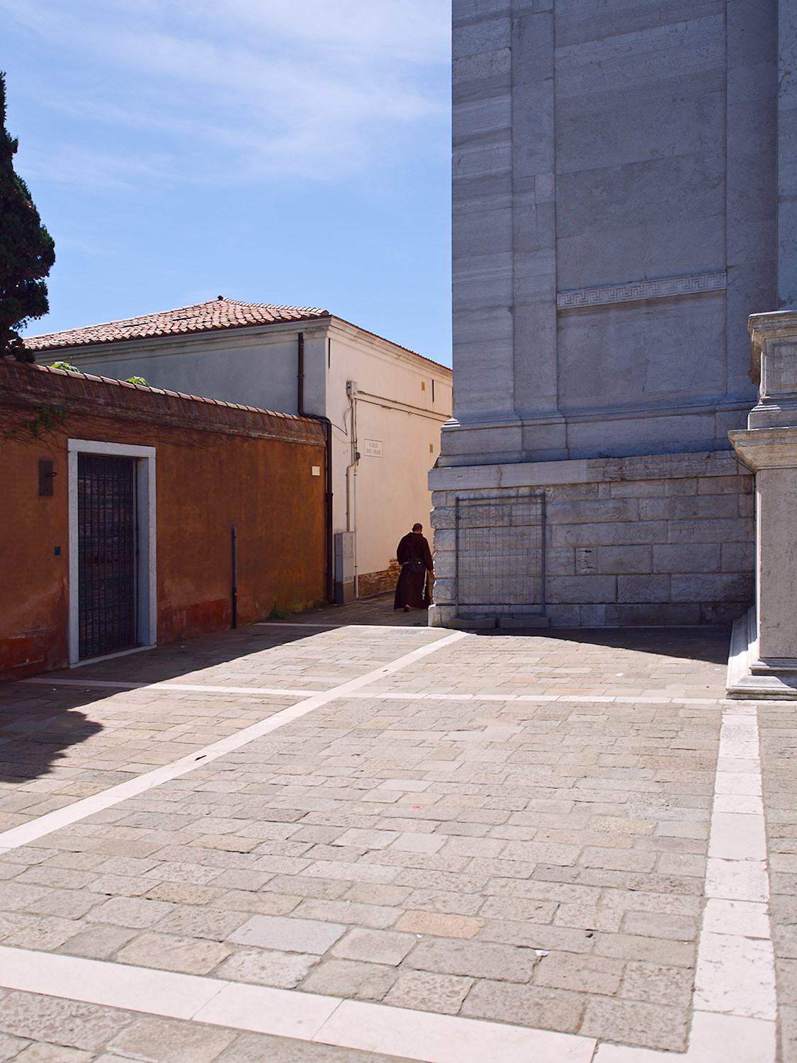 Capuchin, Leaving