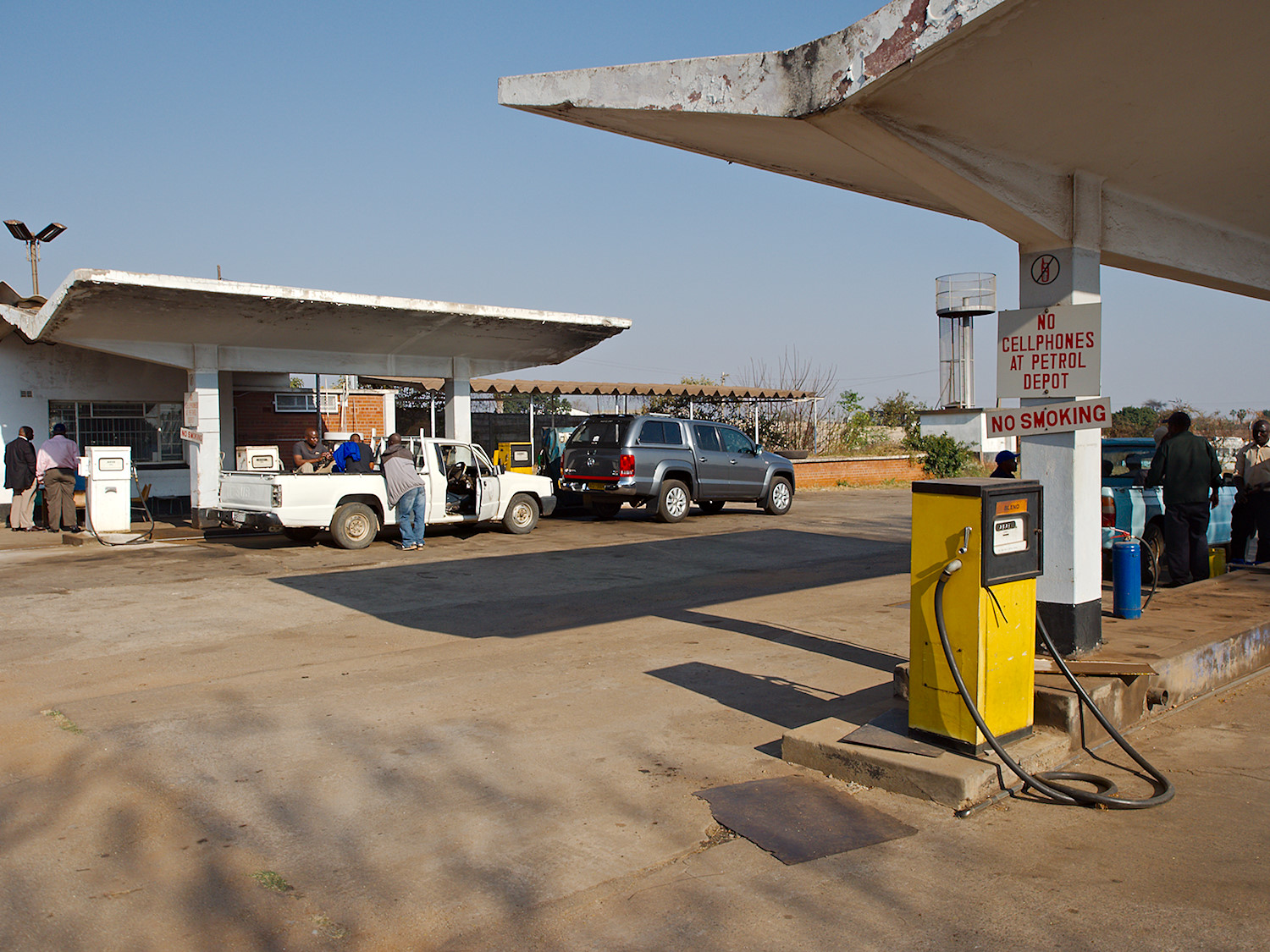 No Cellphones at Petrol Depot
