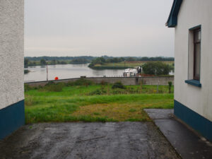 Between the Houses
