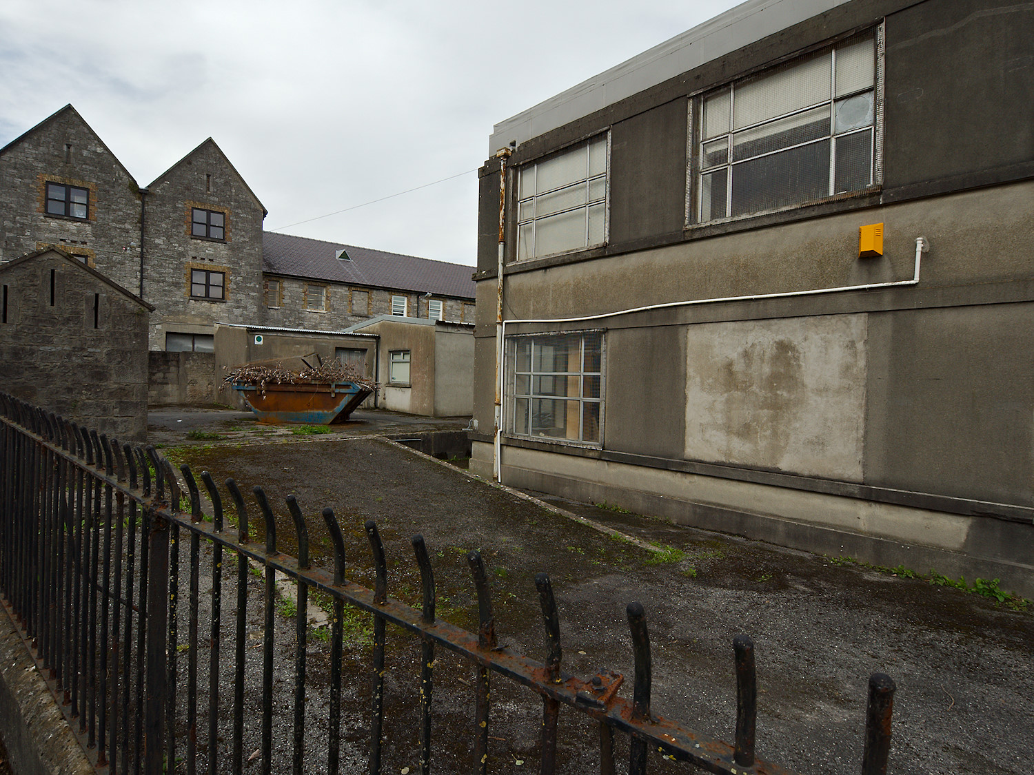 Fence, Yard and Container