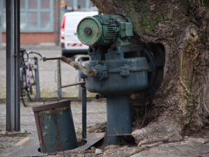 Overgrown Pump