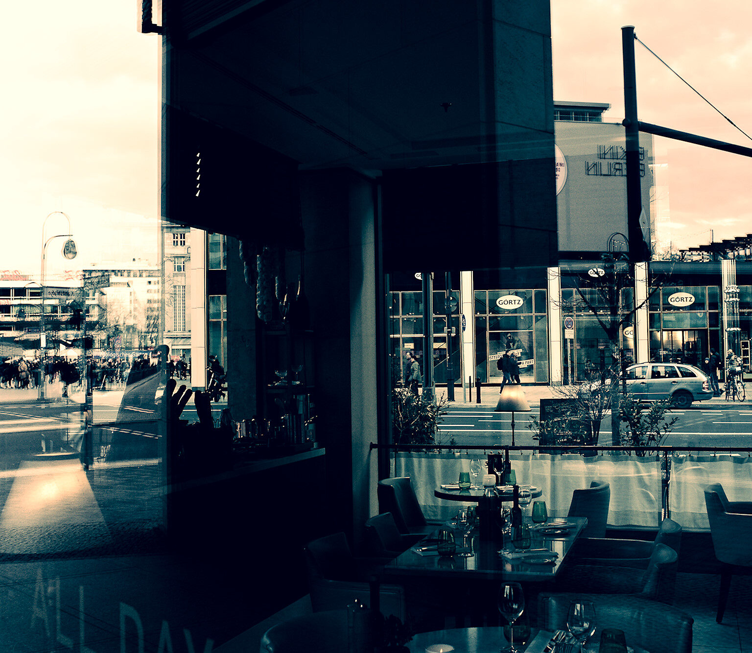 See Through Restaurant