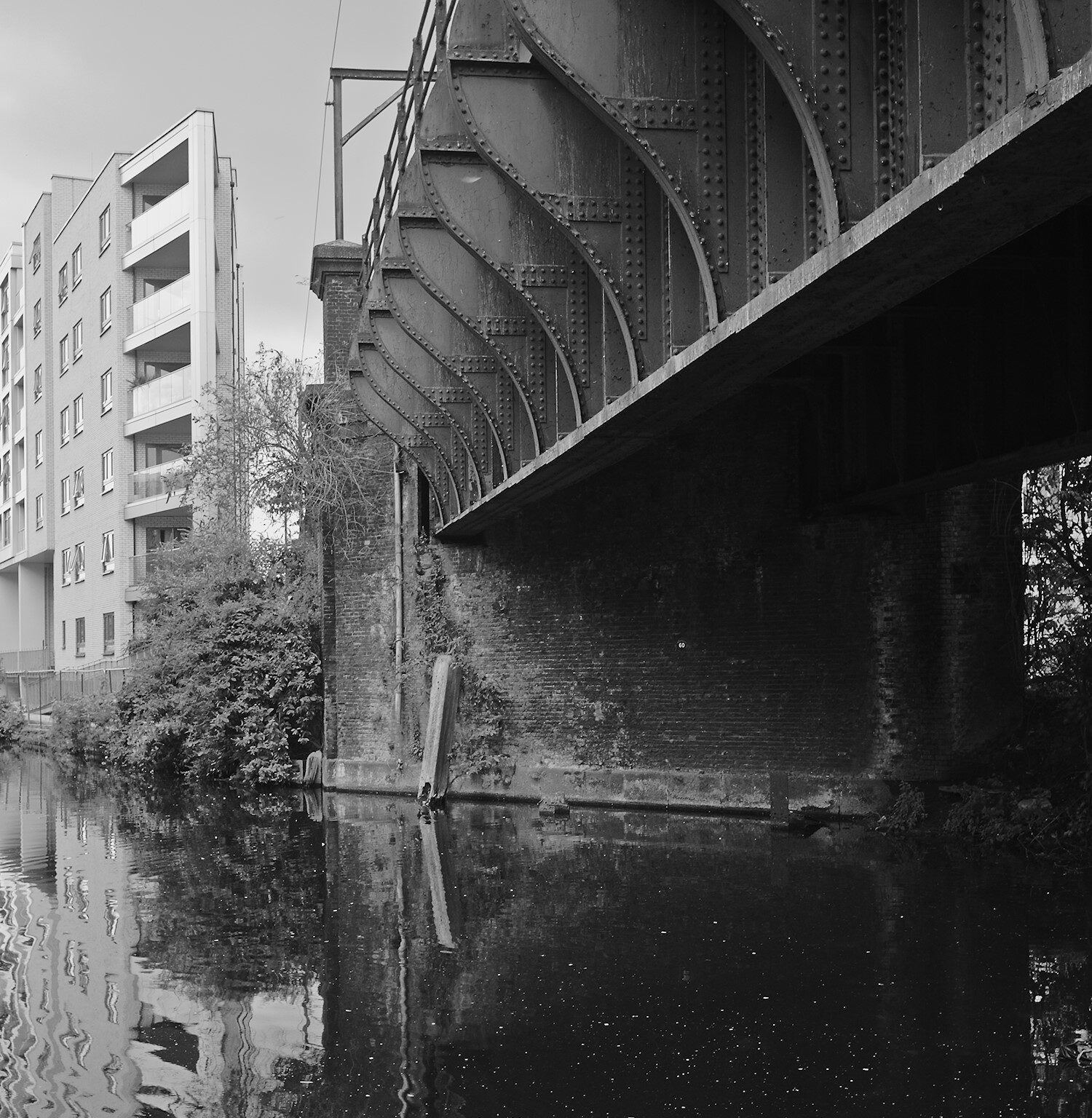 When Shipbuilders turn to Bridges