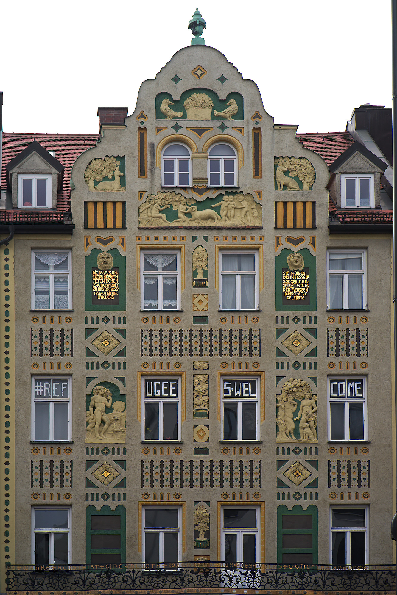 1905
