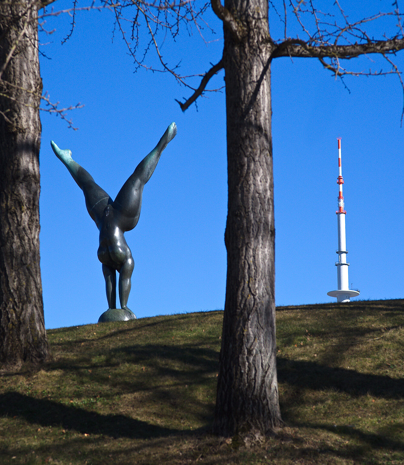 Approaching Olympia Triumphans