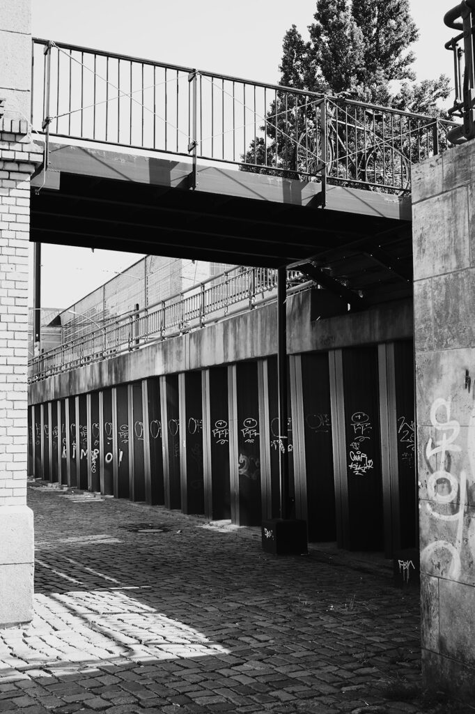 Overpass, Treskowbrücke, Berlin, geotagged, Common Places, Graffiti, Urban