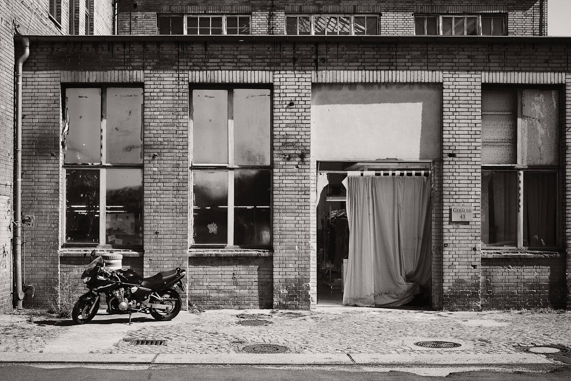 This Machine kills Fascists