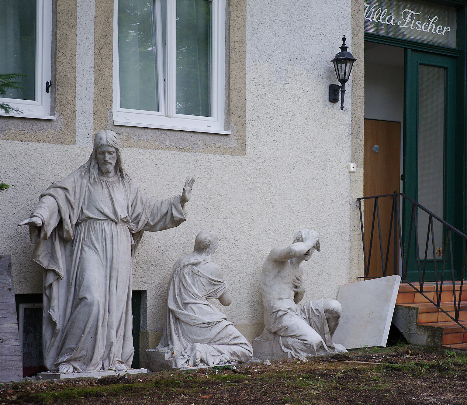 Jesus blessing the Dooryard