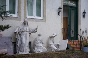 Jesus blessing the Dooryard