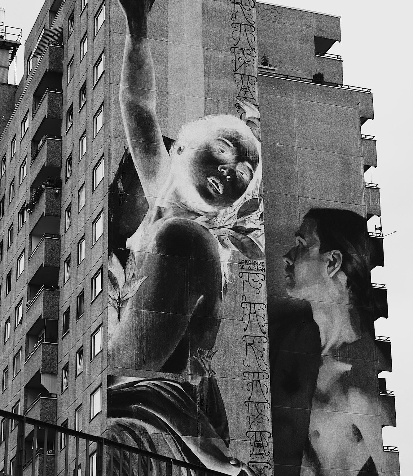 Ultralarge Mural
