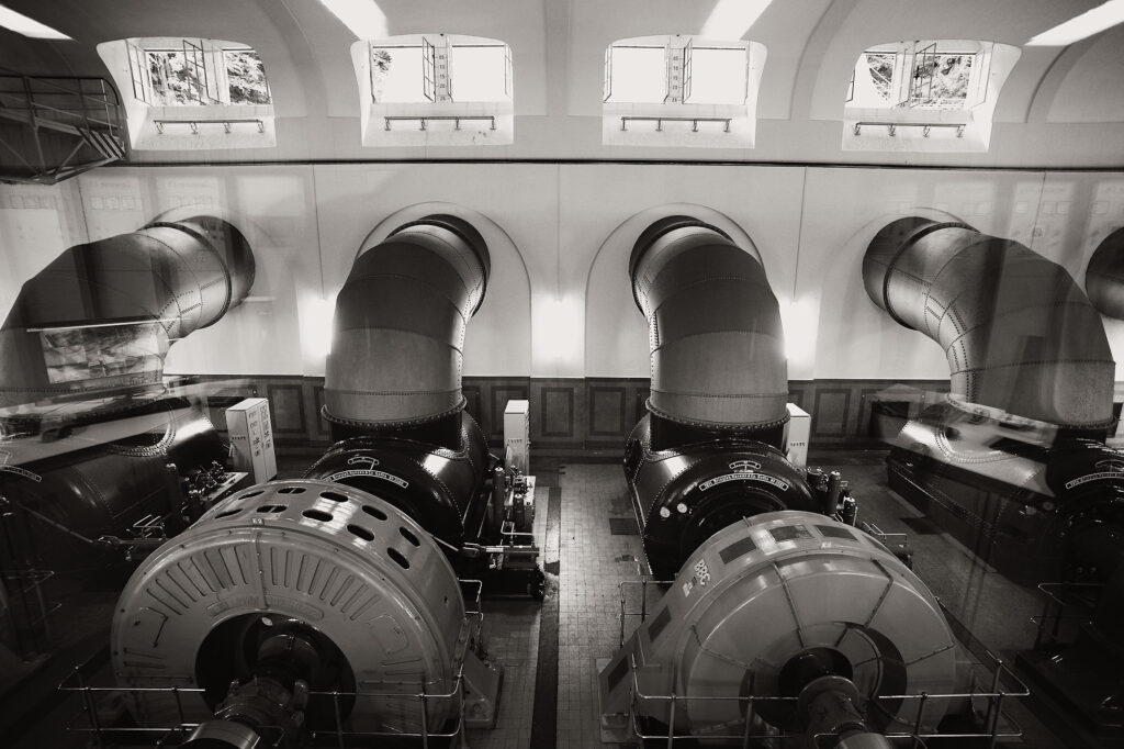 Generator Hall, Saalachkraftwerk, Thumseestraße, Bad Reichenhall, geotagged, Black & White, Treatment