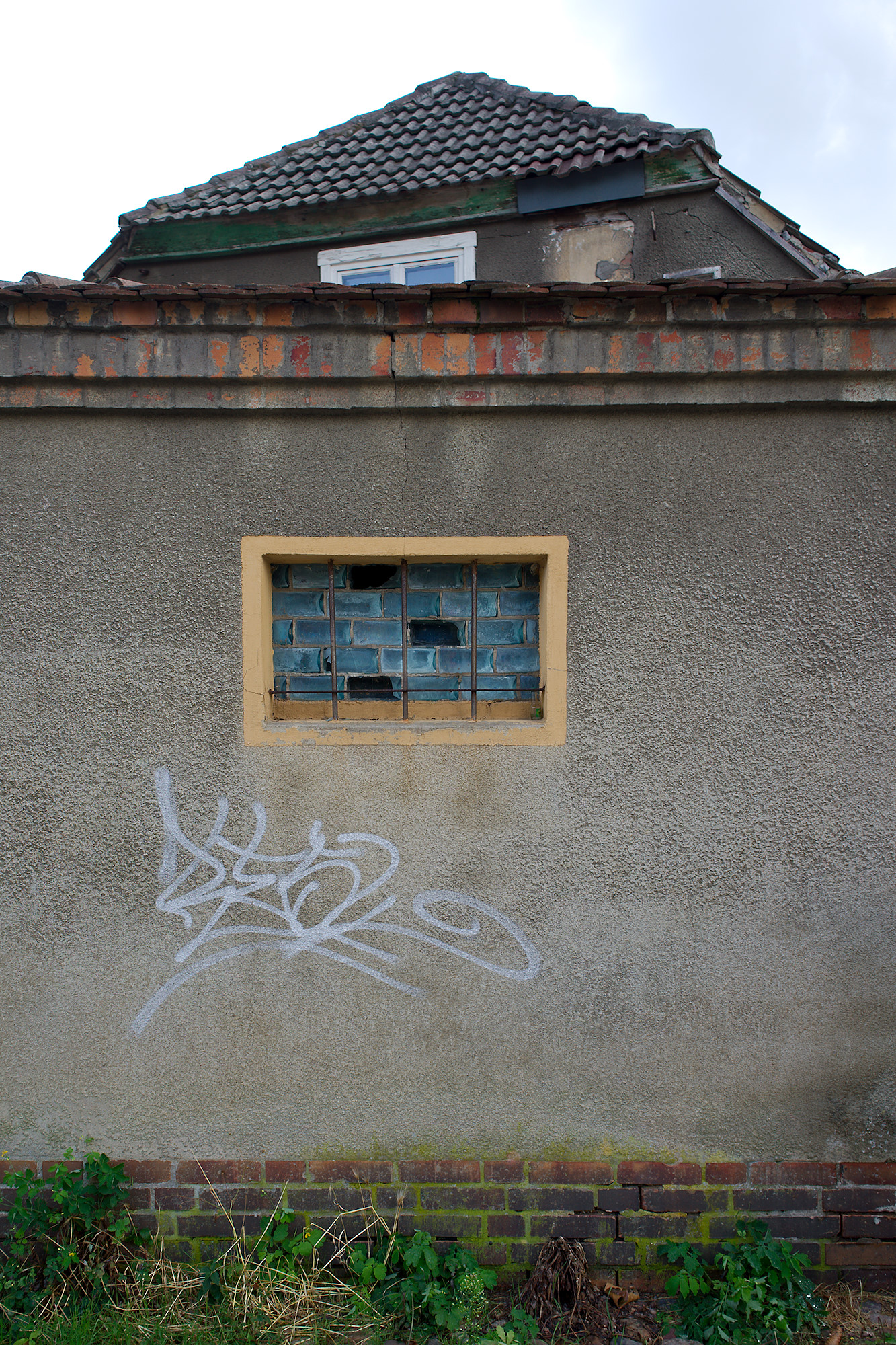 Small Town Menetekel and Weeds