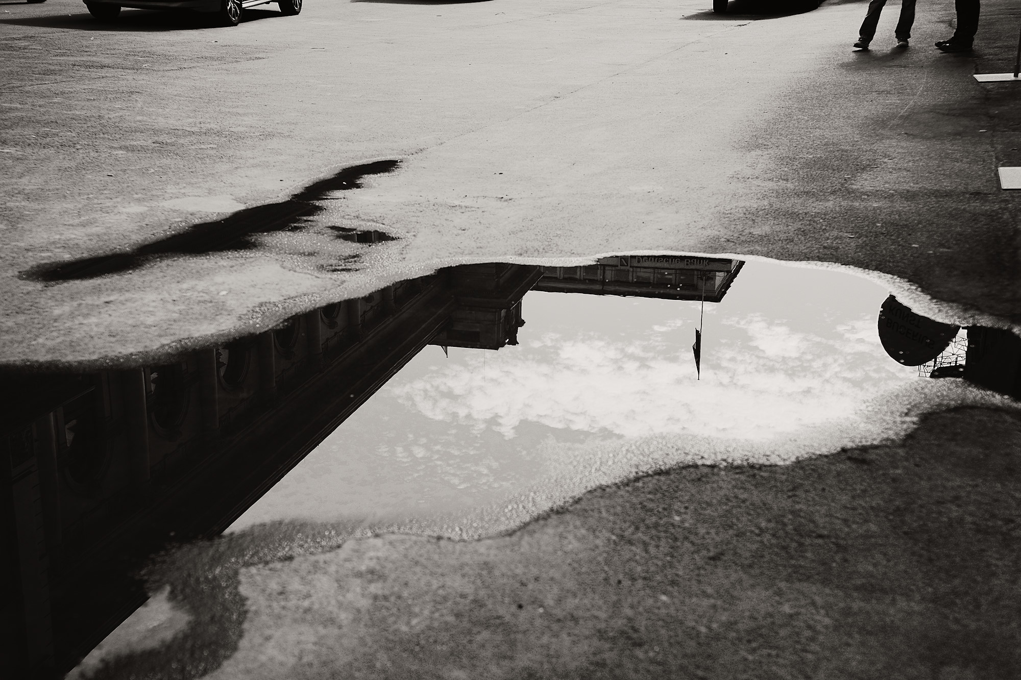 Bright Sun, Dark Shadows