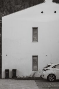 The Language of the Wall