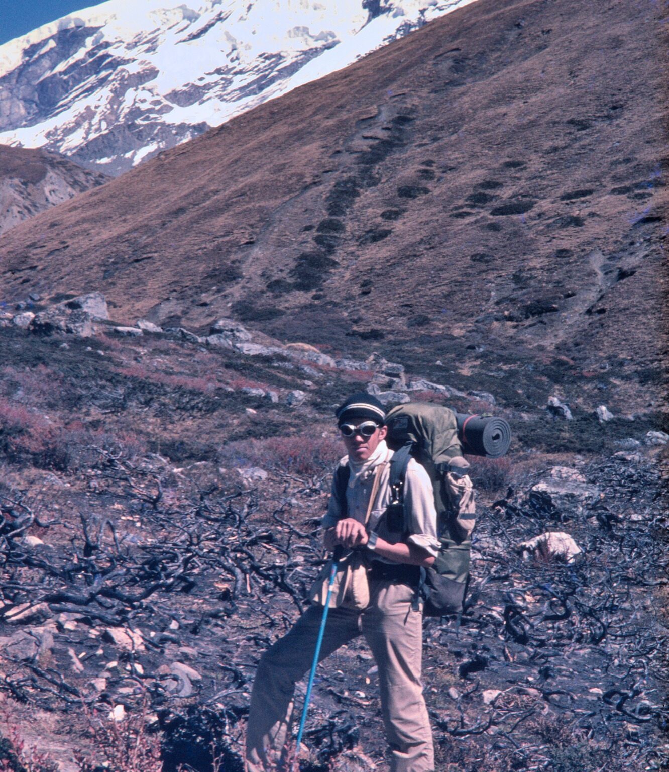 Approaching Thorong La