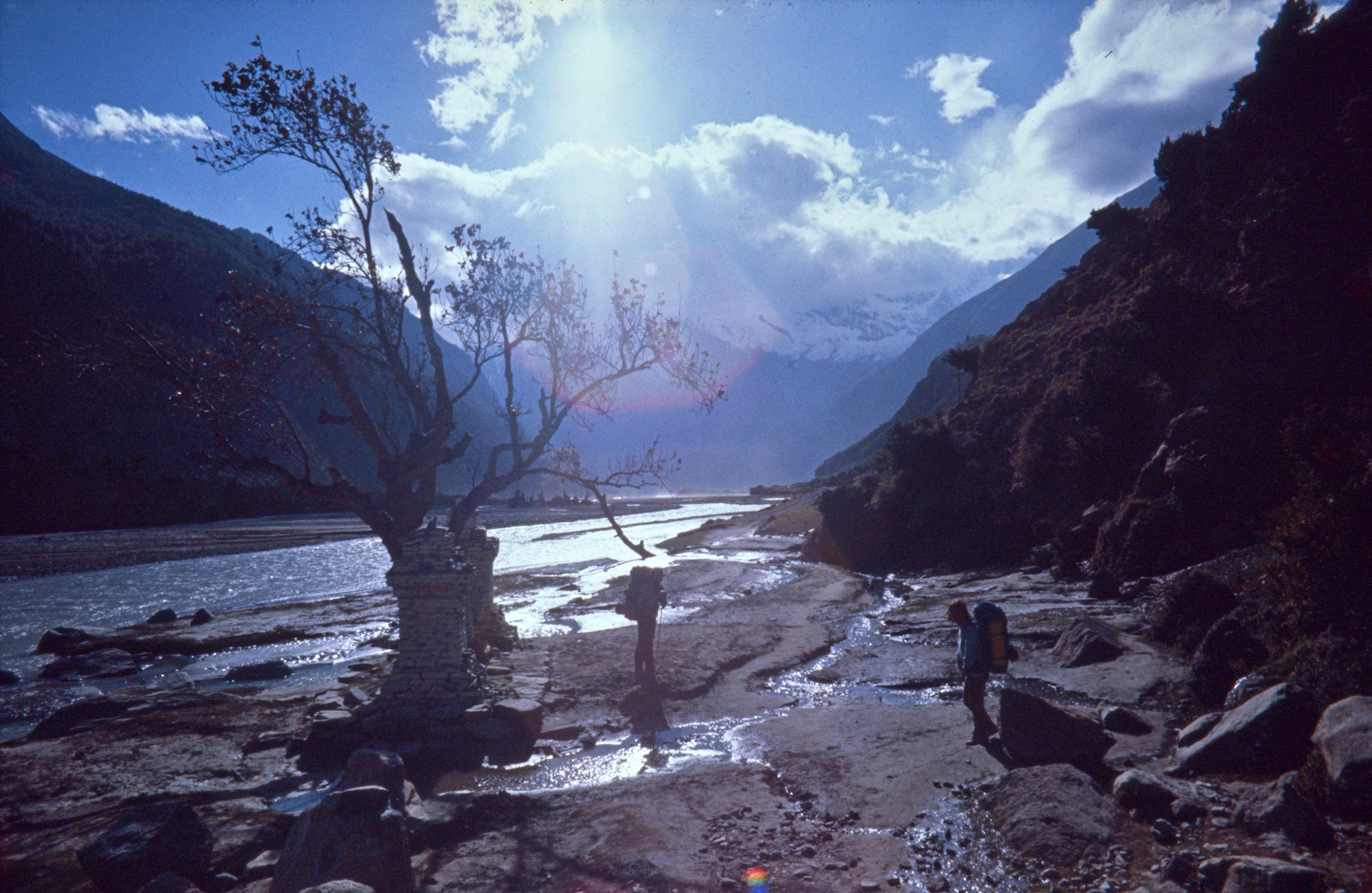 Downwards the Kali Gandaki Valley