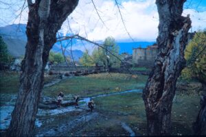 Leaving Muktinath