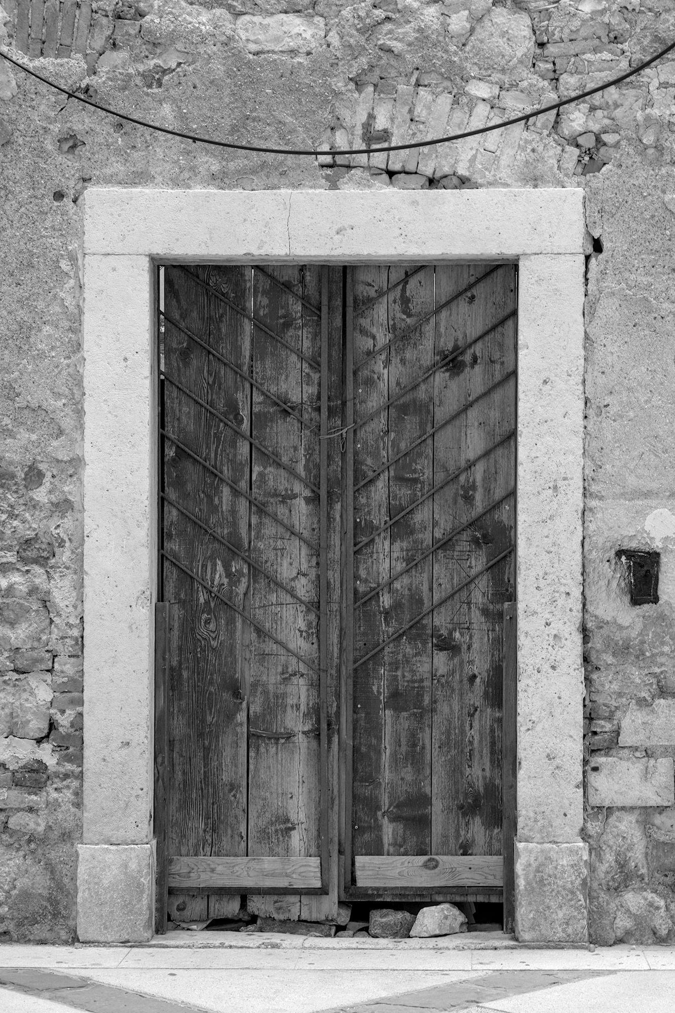 Door and Arcs