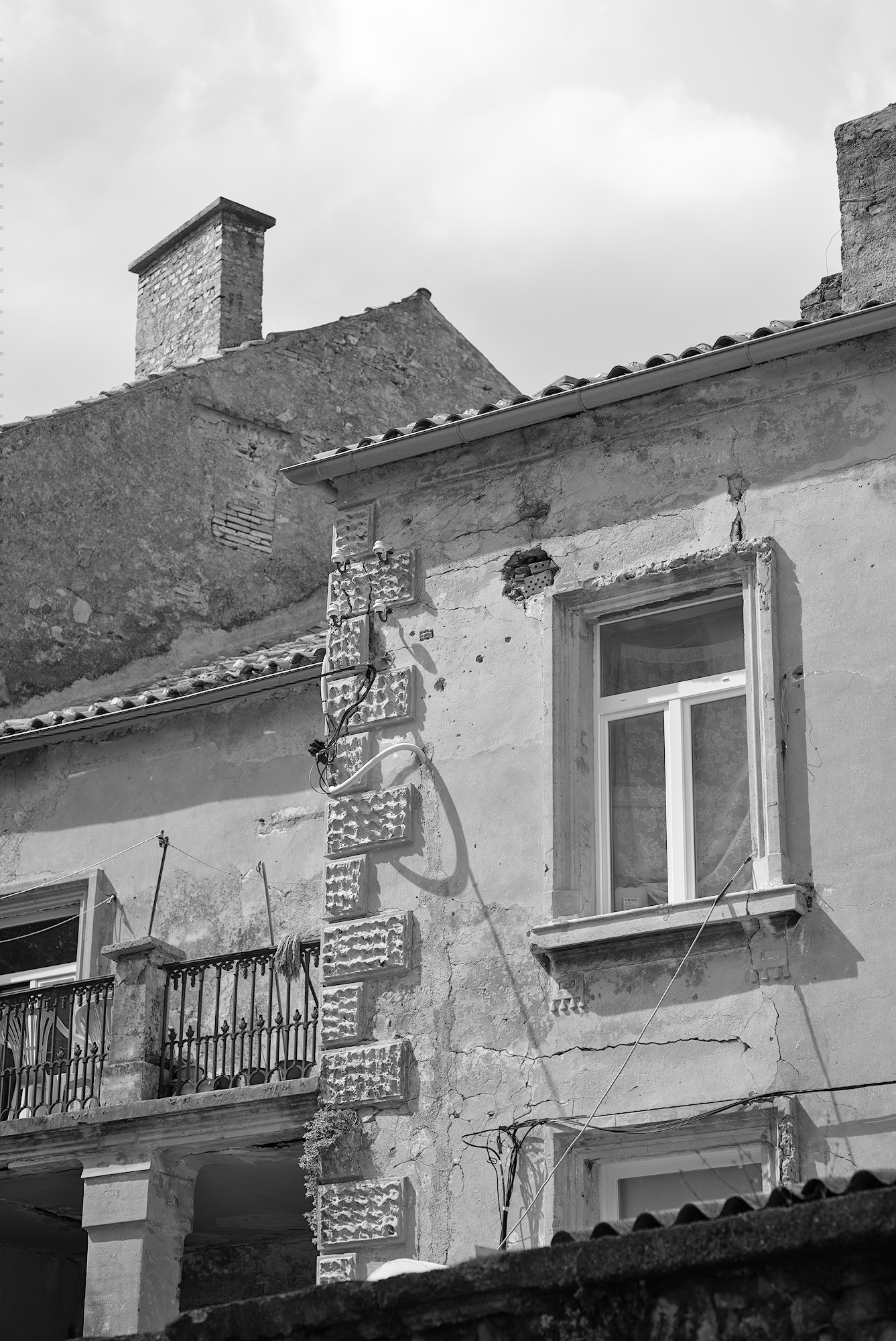 Renaissance-style Cornerstones