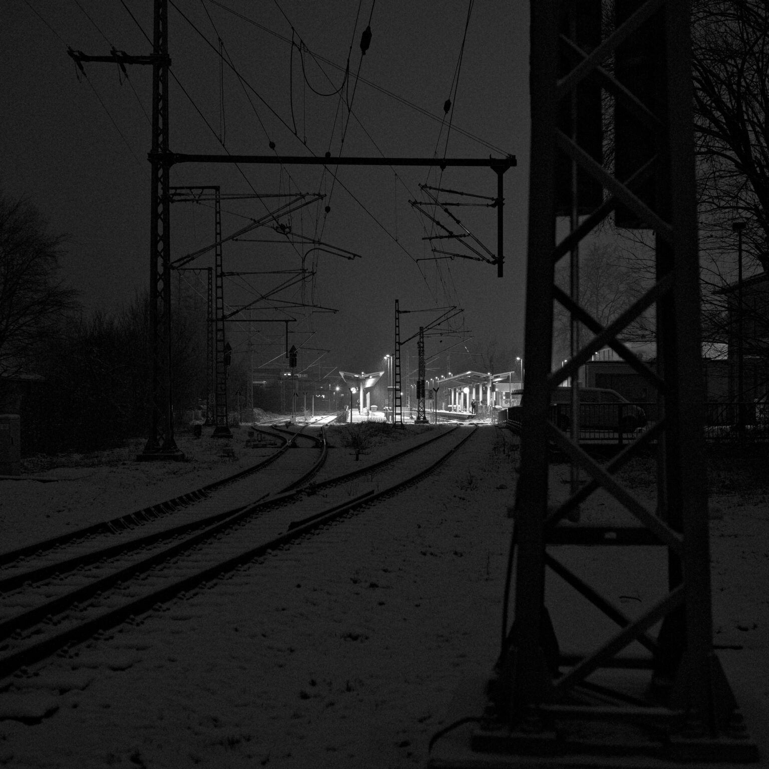 Snow came back