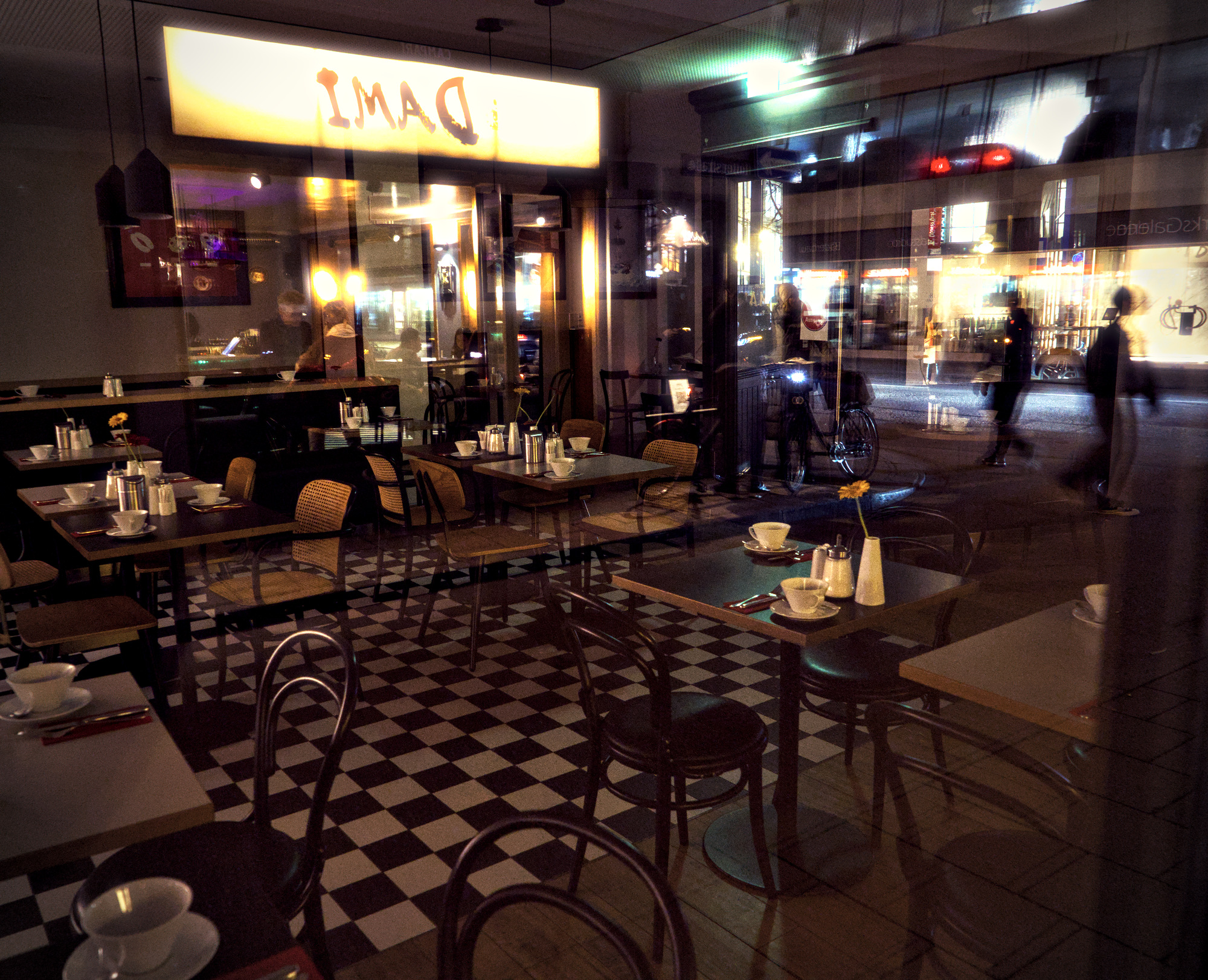 (Almost) Midnight Café