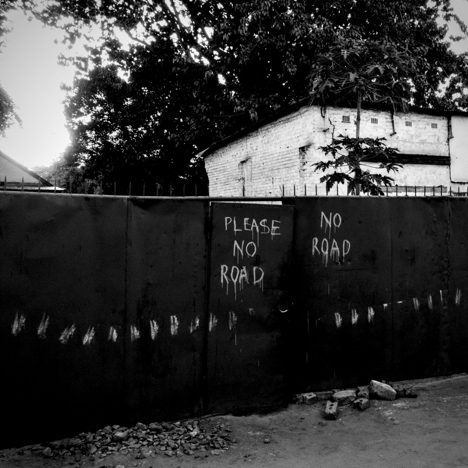 PLEASE NO ROAD