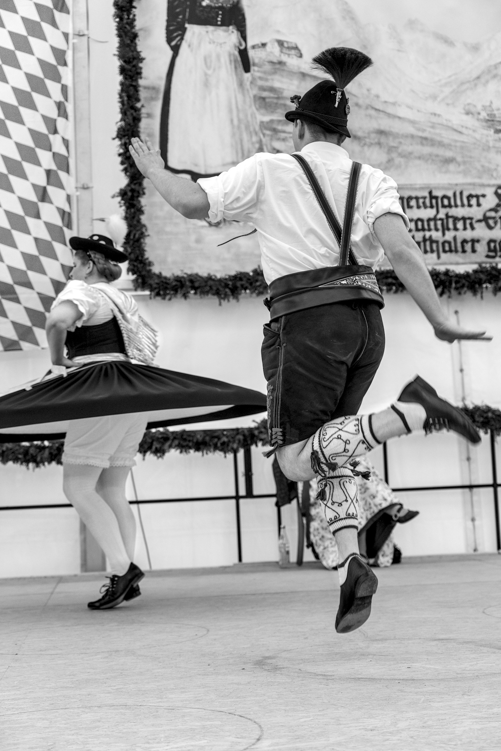Courtship Dances of the Bavarian Highlands