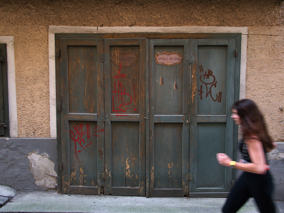 M. Wallerstorfer, Antiques