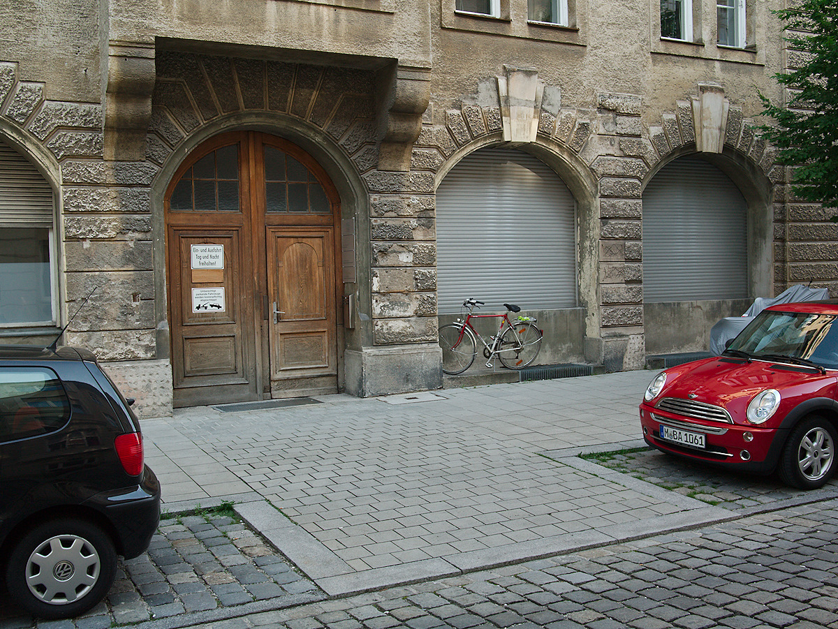Schwabing Doors 1