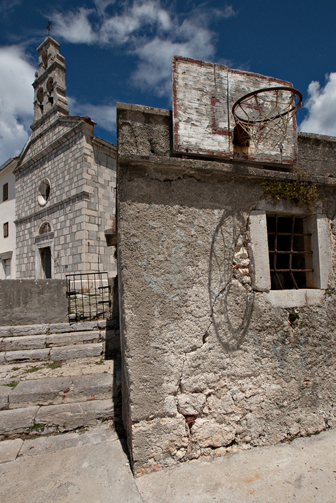 No Slam Dunks in Glavotok any more