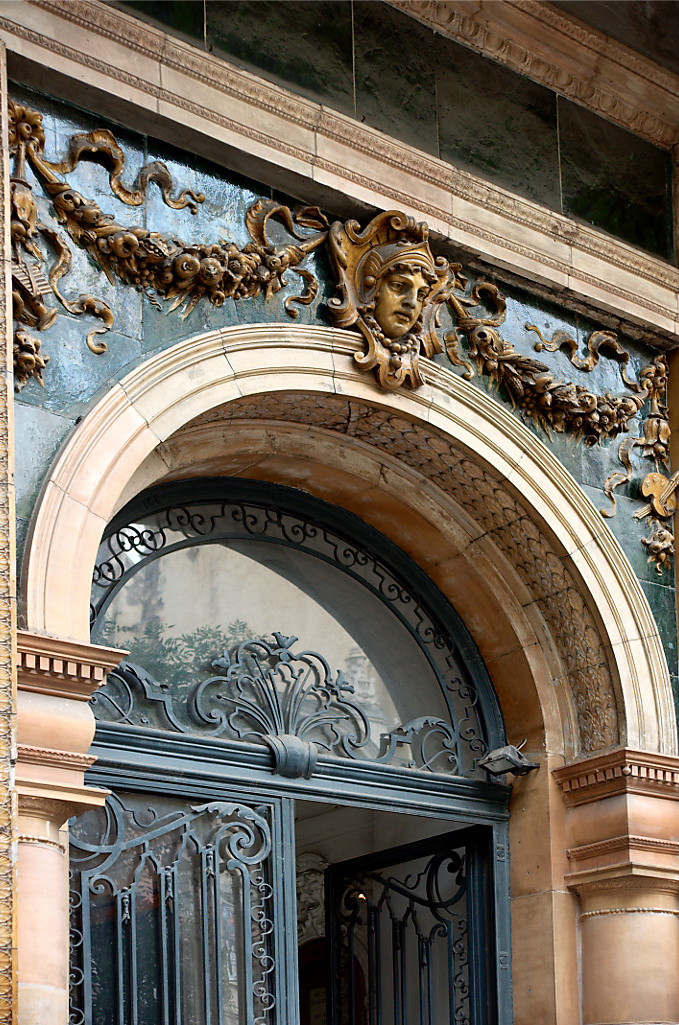 The Pomp is in The Title