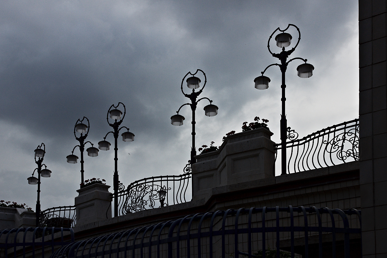 Secessionist Lanterns, Gellert Bath