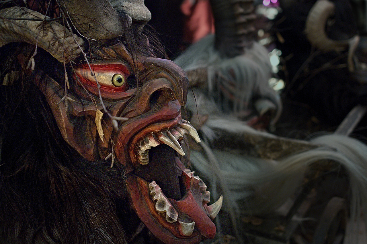 Leaving the „Perchten“ behind – Traveling