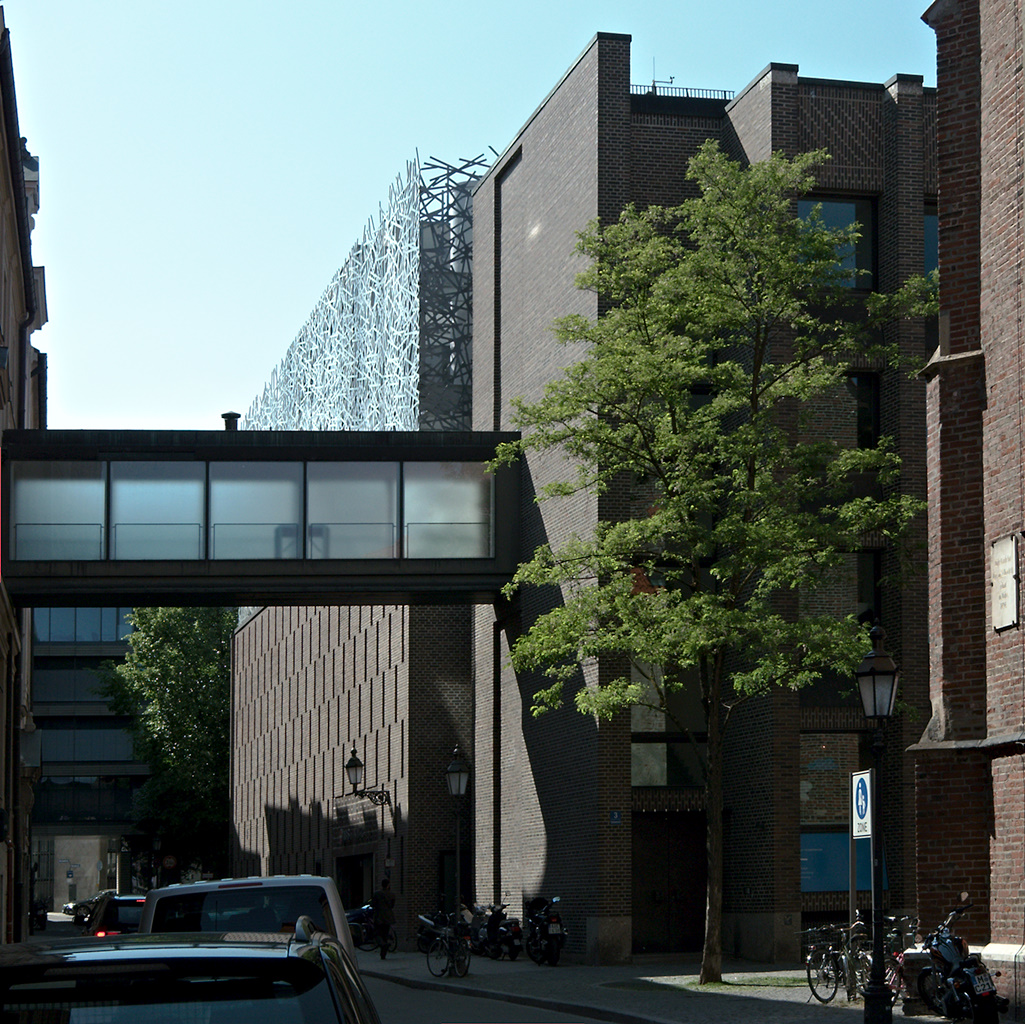 The Bankers‘ Castle