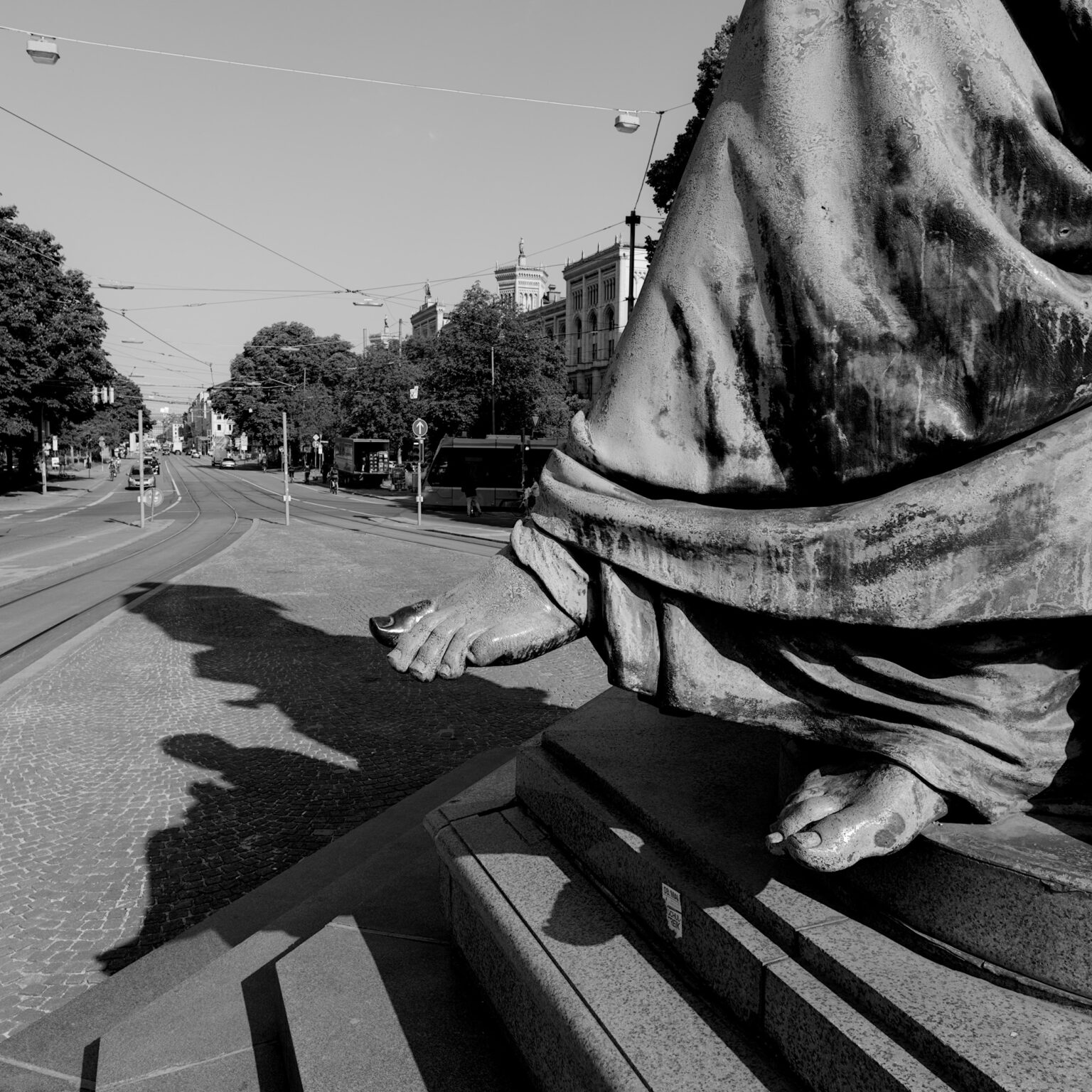 The Toe of Justitia