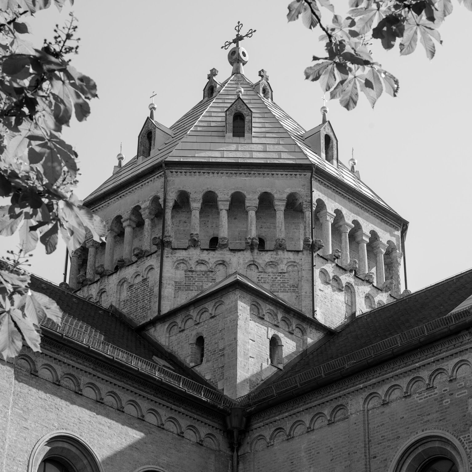 crossing tower of St. Anna