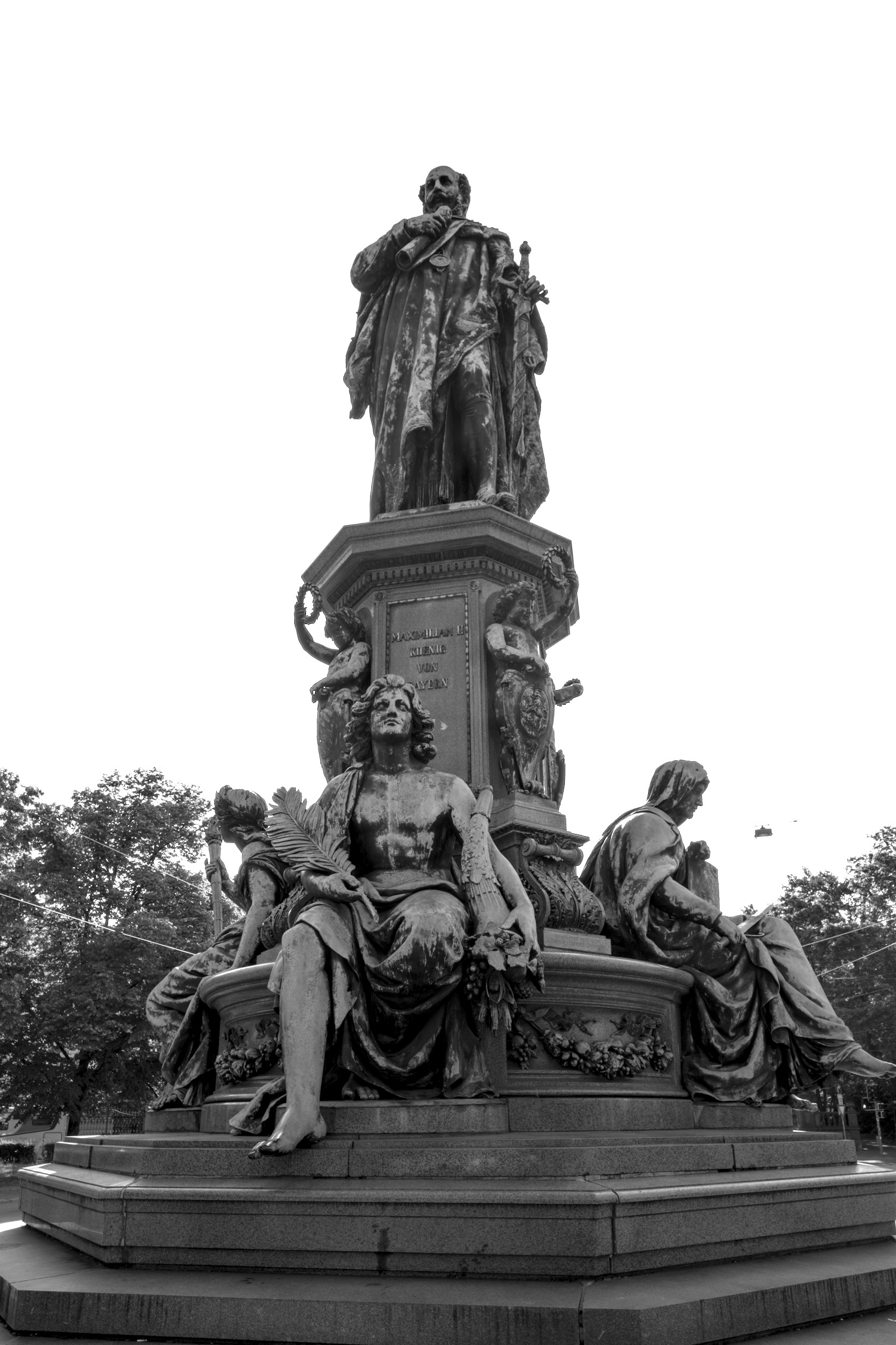 king Maximilian in mottled bronze