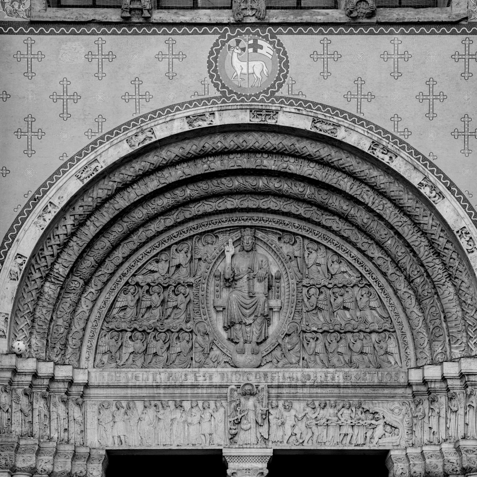 tympanon of st. Anna