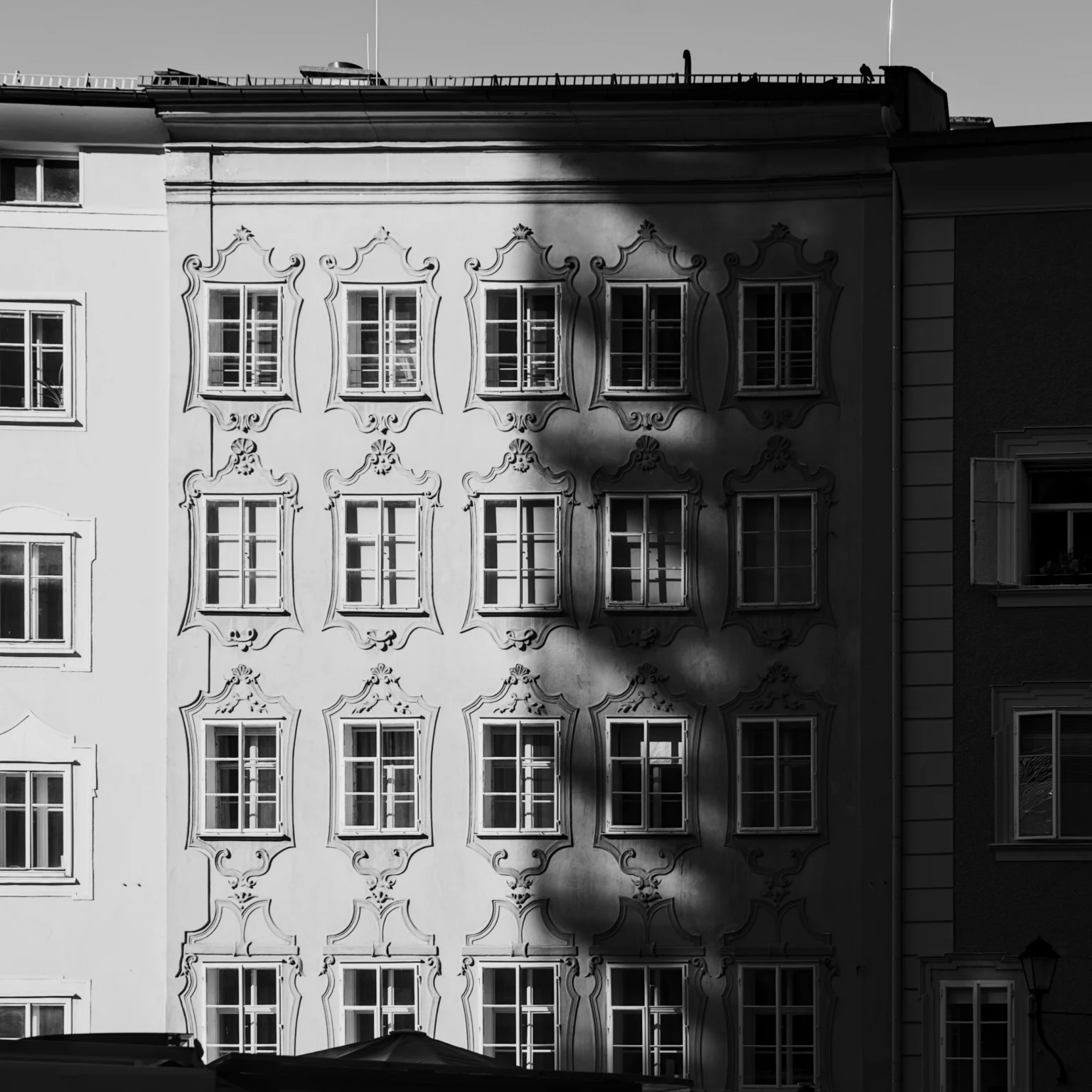 Mozart’s birthplace in yin-yang mode