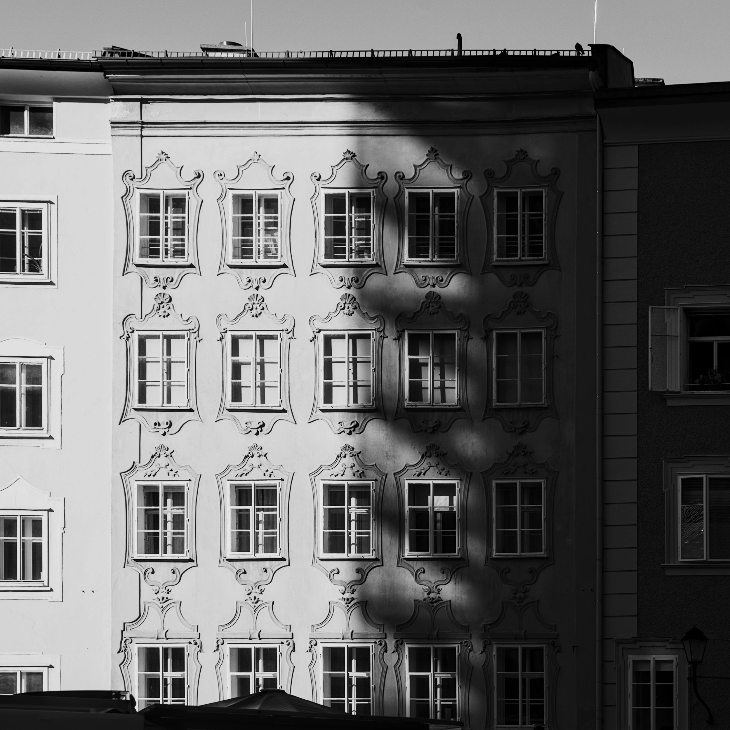 Mozart’s birthplace in yin-yang mode