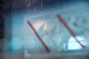 „don’t throw anything out of the window“