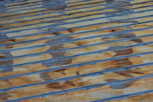 wet tin roof